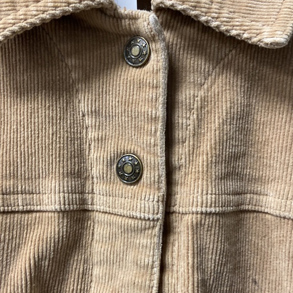 A.M.I. Corduroy Button Up - L - Picture 3 of 6
